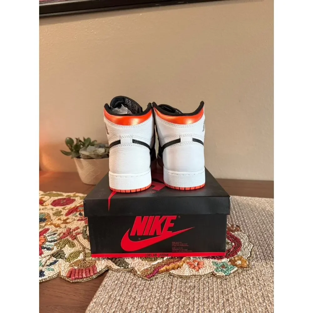 Jordan 1 Retro High OG GS Electro Orange White Black Starfish Desert 575441 180
